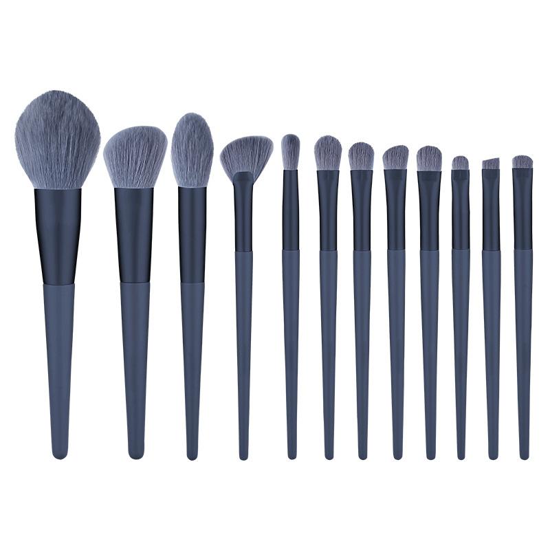 Silver Fox Series Makeup Brush Set, Cangzhou Eyeshadow Brush, Foundation Brush, Blush Brush 12 Wooden Handles, A Complete Set Of Makeup Brushes