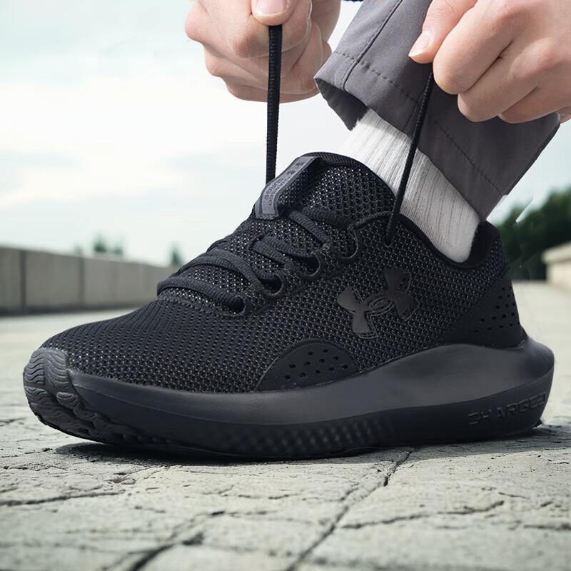 

Under Armour Men s Casual Running Shoes 3027000-002 EU 41 / US 8