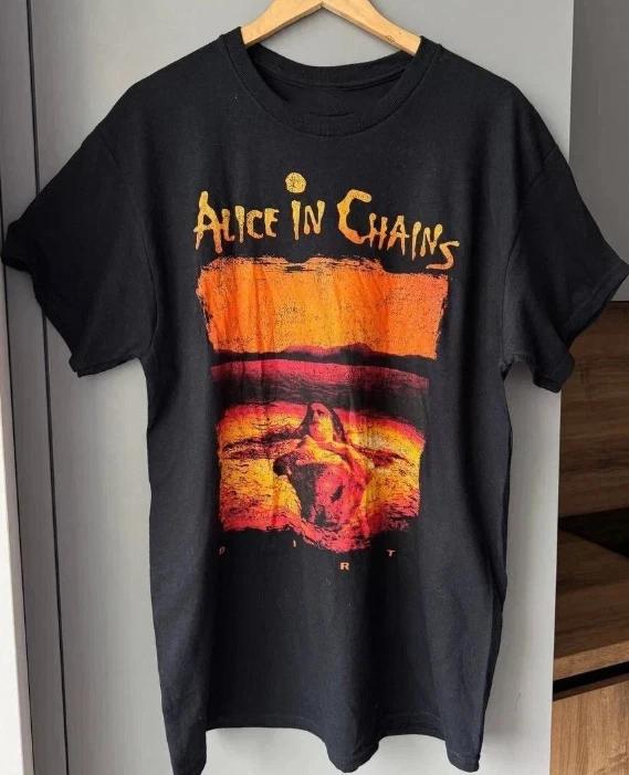 Alice In Chains Dirt Short Sleeve Black Unisex shirt S