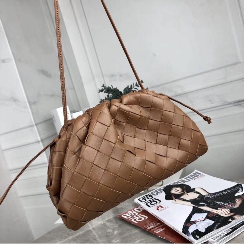 Winter Hand-woven Cloud Bag Trendy Dumpling Bag New Exquisite Fashion One Shoulder Oblique Span Hand Bag