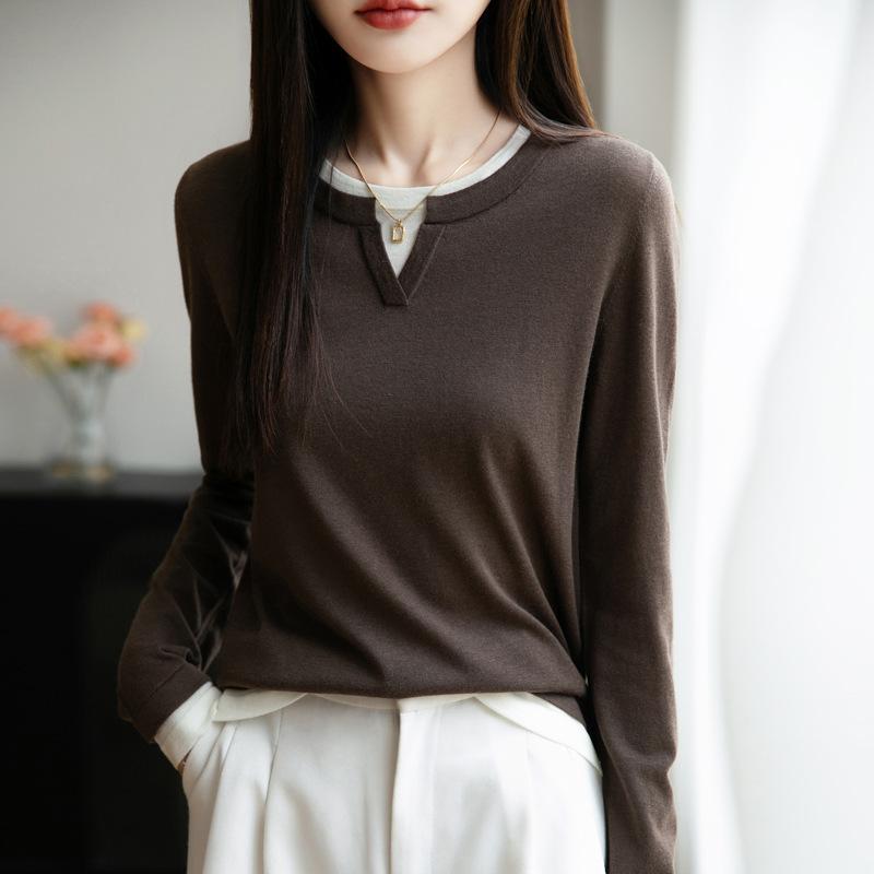 New Autumn and Winter Women's Round-neck Color-blocked Fake Two-piece Base Layer Knitted Sweater Pullover Long-sleeved Sweater