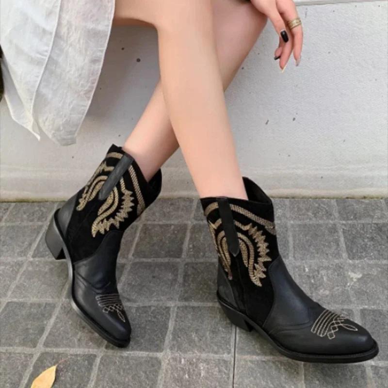 Größe Knöchel Cowboystiefel für Frauen Wildleder Echtleder Stickerei Cowgirl Chunky Heels Schuhe Winter Kurze Booties