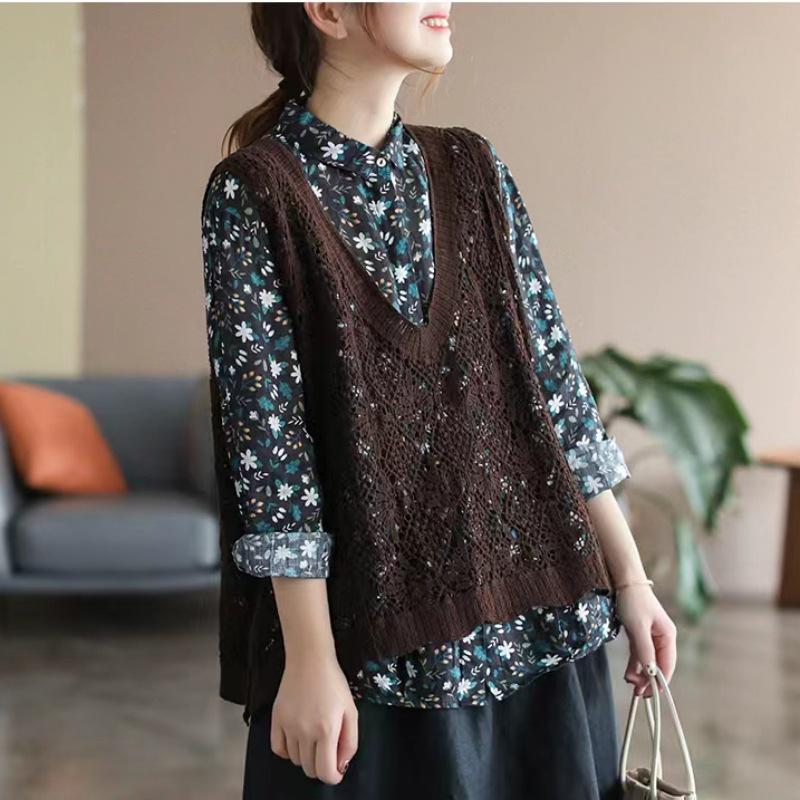 Women's Retro Knitted Sleeveless Cardigan: Hollow Out Vest for Spring, Summer, and Autumn - Loose Plus Size Fashion Top