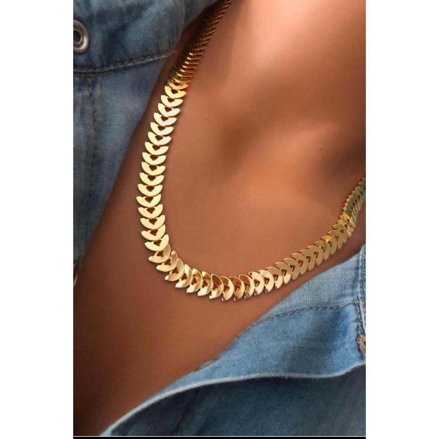 

Женское позолоченное дизайнерское колье, гарантированно не обесцветится