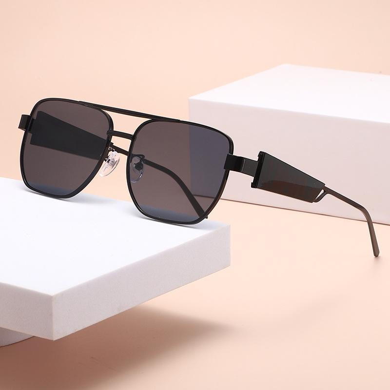 

Men s and Women s Fashion Street Style Versatile Decorative Glasses Retro Metal Double-Bridge Large-Frame Sunglasses черный серый