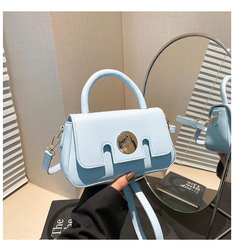 

Популярная в этом году модная корейская версия однотонная ретро маленькая сумка женская 2025 весна новая универсальная ins сумка-мессенджер квадратная синий