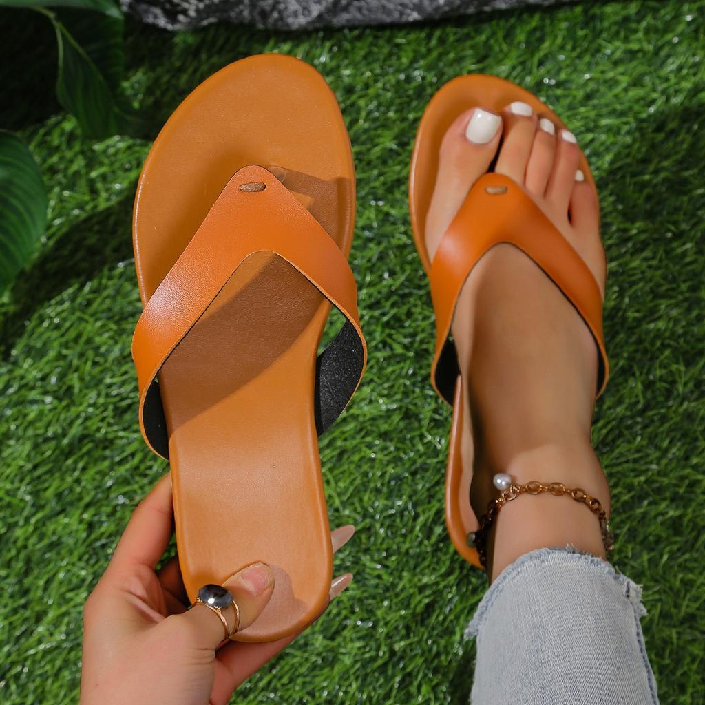 2025 Summer New Minimalist Flip-flops Shoes Women's Flat-bottomed Leisure Vacation Seaside Beach Pinch Cold Slippers