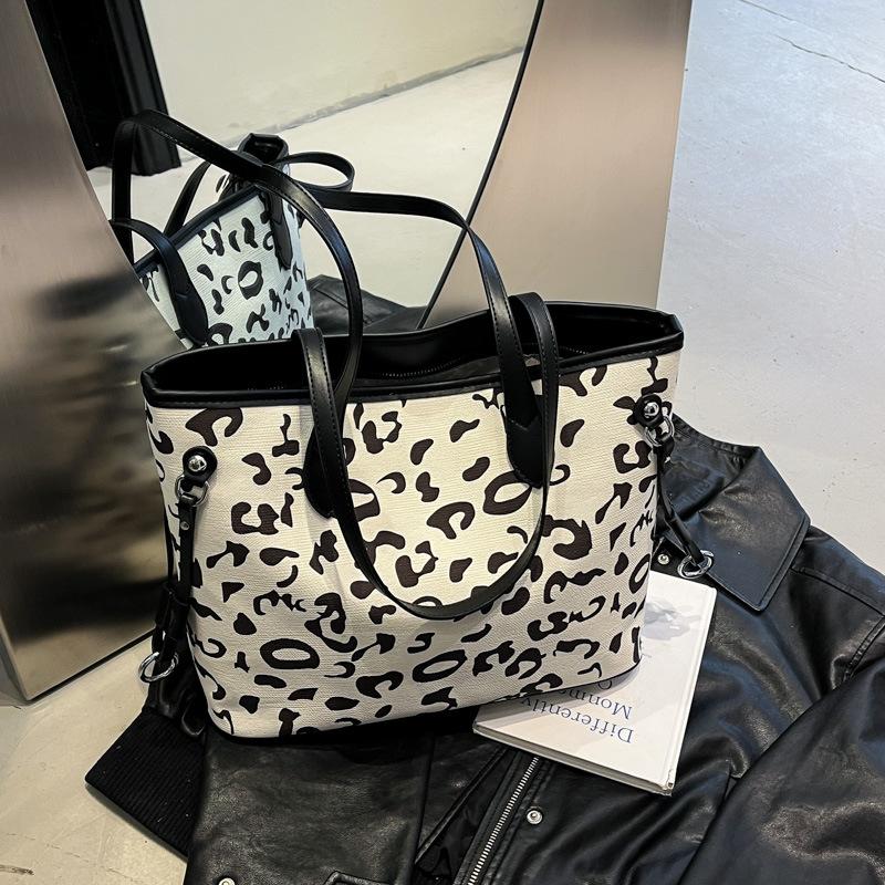 Large-capacity Handbag Bag Female New Student Class Versatile Shoulder Bag Commuter Tote Bag