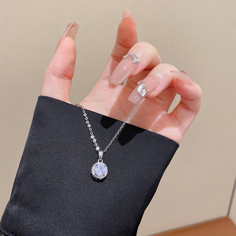 Geometric Style Korean Titanium Steel Necklace With Zircon Pendant Stone