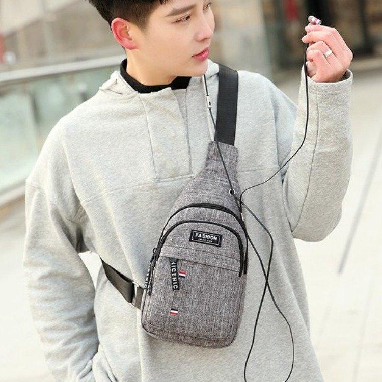 New men's breast bag, casual hiking multi-purpose chest shoulder messenger bag men's backpack