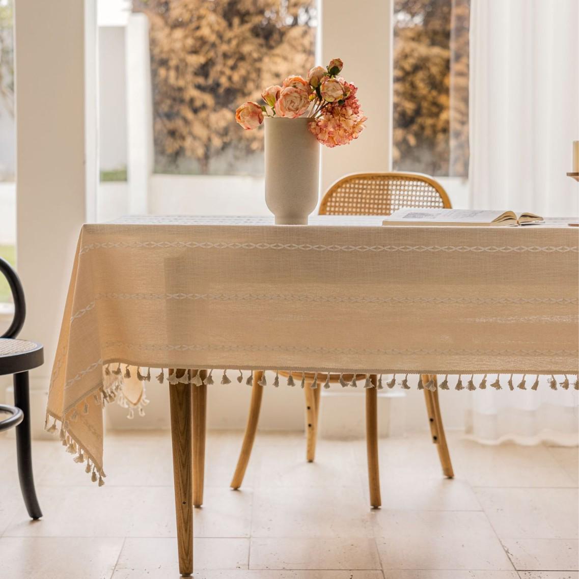 

Бесплатная доставка Японская прямоугольная скатерть с белыми полосками - Тканый дизайн с кисточками для украшения обеденного стола 90x90