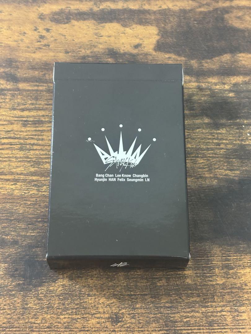 

[USED] straykids playing cards