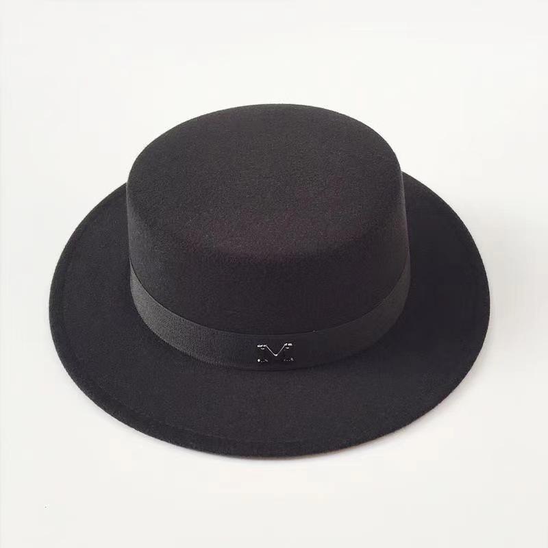 M Letter Fashion Flat Top Men's and Women's Leisure Travel Hat Tide Autumn and Winter Dome Retro British Woolen Top Hat