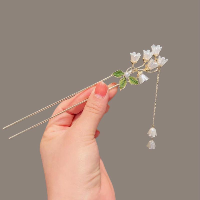Elegant U-shaped Tassel Hairpin: Versatile Ancient Style Accessory for Updos