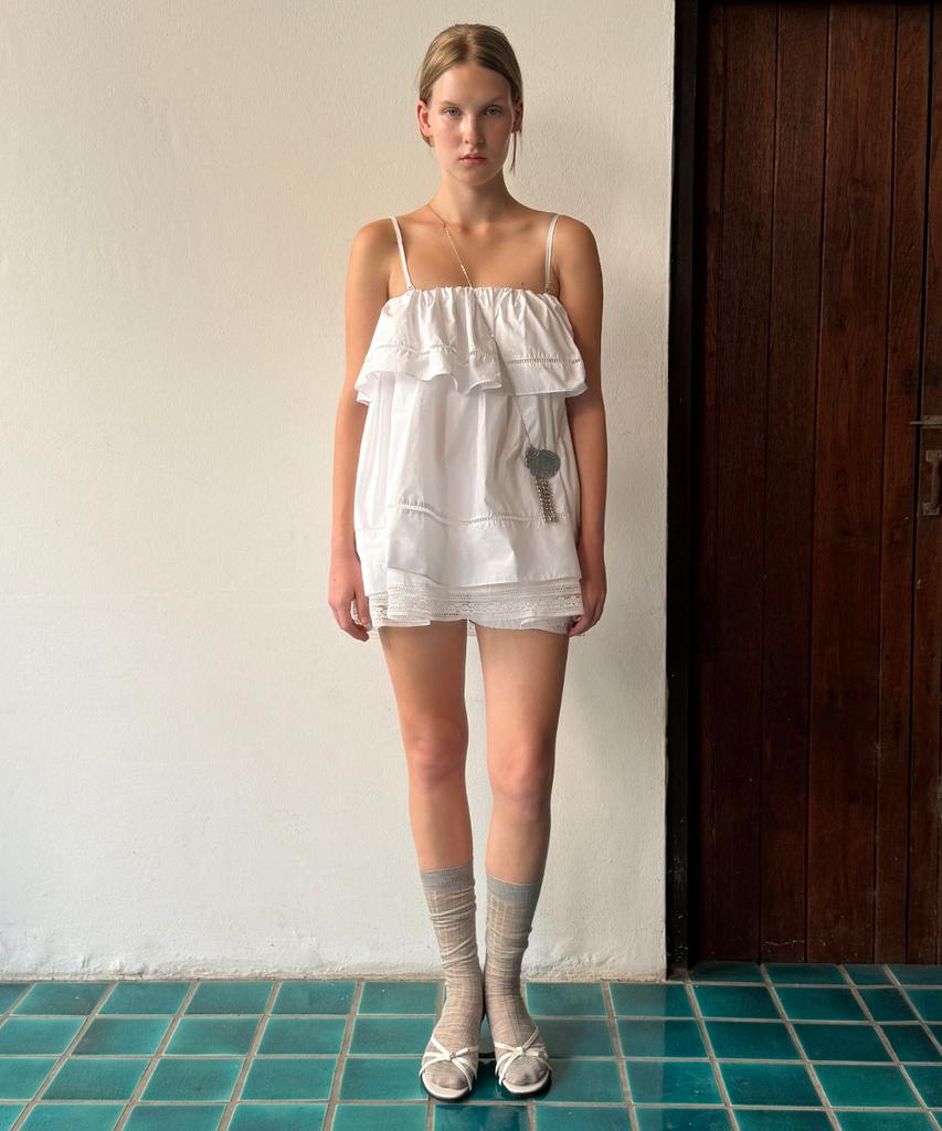 SINOON Double Flared Blouse & Skirt (White)