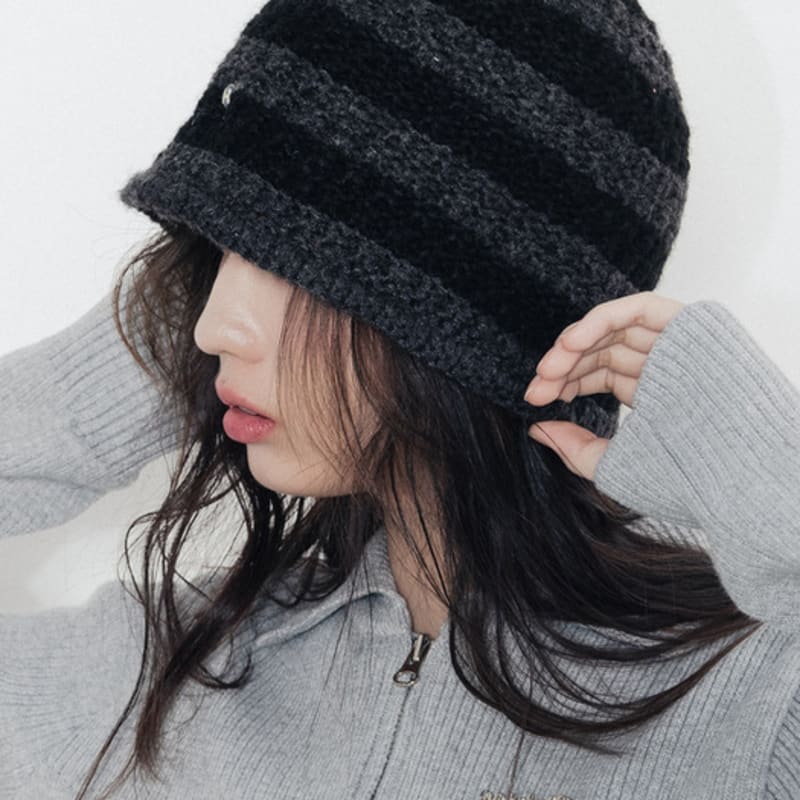 

HIGHSCHOOLDISCO Полосатая вязаная панама с логотипом_Серо-черная free