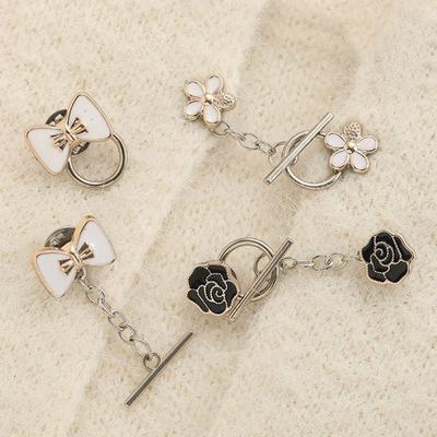 Nail-Free Cardigan OT Buckle Close Neckline Decorative Brooch Camellia  Anti-light Brooch Fixed Clothes Fit Tighten Buckles