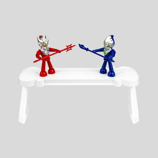 1 sada ručně vyráběných dřevěných bojových hraček s klouby Bambusové šermířské loutky Ultra-Man Fight Stolní hra Interakce rodiče s dítětem