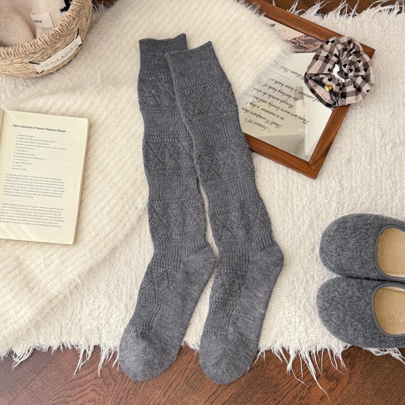 Kaschmir Wadenstrümpfe Verdickte Wollstrümpfe Koreanisch Einfach Rautenmuster Dunkles Muster Halblange Socken Schlanke Wadenstrümpfe