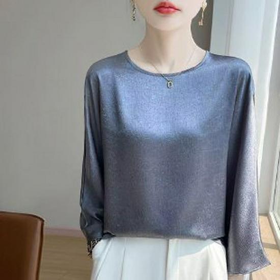 

2026 Young Mother Spring Collection: Age-Reducing, Stylish T-shirt for Middle-Aged Women XL