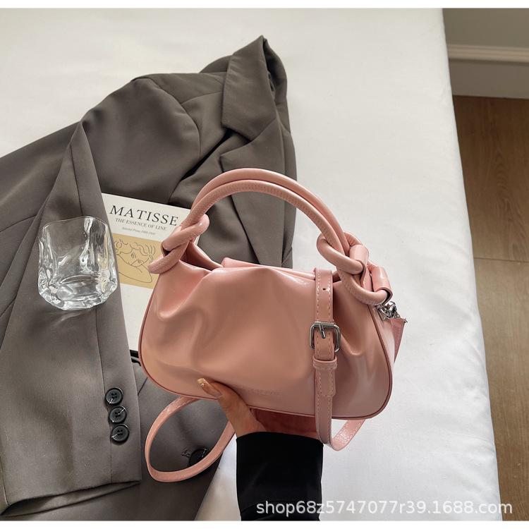 Premium foreign style portable small bag women's 2025 new fashion versatile pleated shoulder bag commuter messenger bag