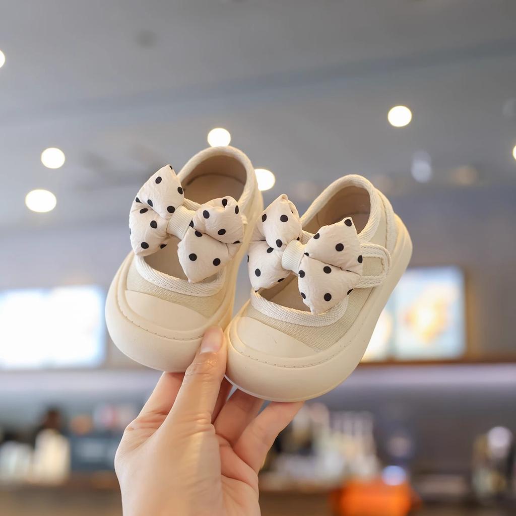 Baby Kids Walking Shoes Toes Capped Anti-kicked Girls Flat Shoes Non-slip Soft Sole 2025 New Kids Casual Shoes Big Bow Polka Dot