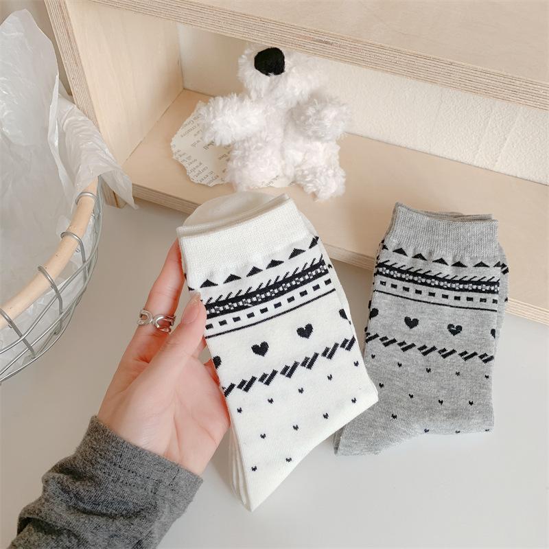 Love Jacquard Spring Puppy Cotton Bow New Product Stack Socks Mid-Leg Socks Casual Sports