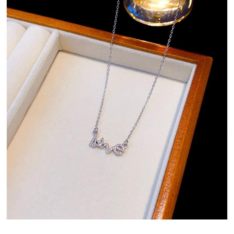 Women Fashion Crown Love Inlaid Diamond Titanium Steel Pendant Clavicle Necklace