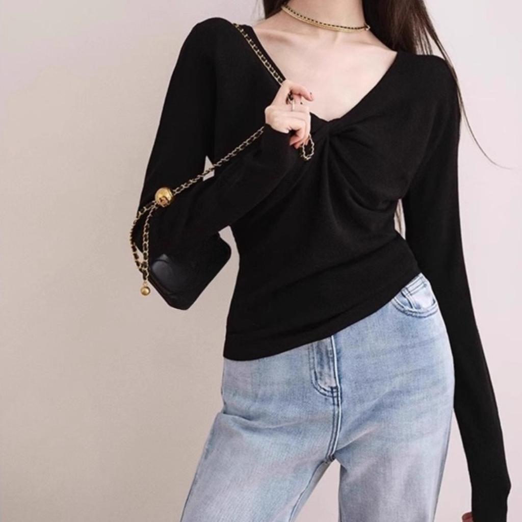 Fashion Korean Women's Solid V-neck Sweater Autumn Winter Long-sleeved Inner Top Slim Bottoming Knitted Sweaters Casual Pullover