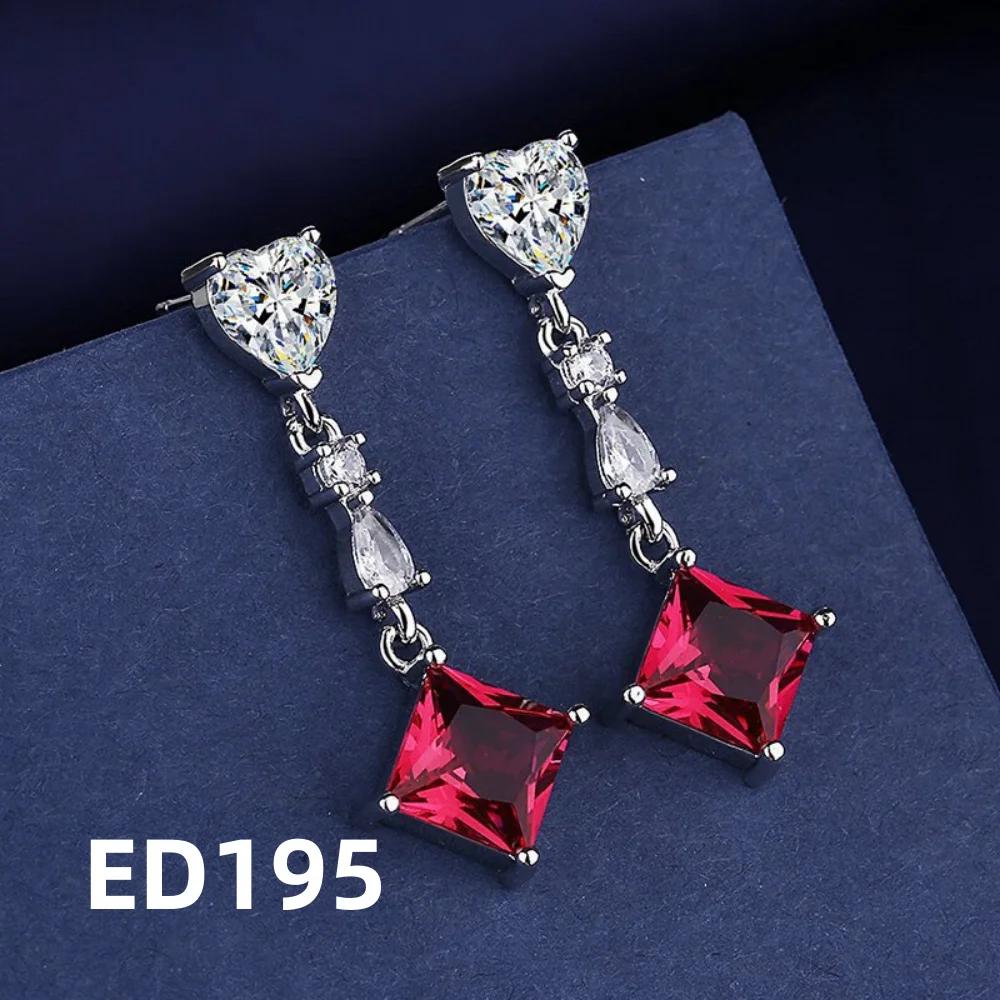 

925 Sterling Copper Small Fresh and Fashionable Love Zircon Stud Earrings Suitable for Ladies Birthday Party Anniversary Gift красный