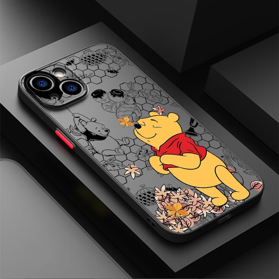 Pooh Bear Piglet Case for iPhone 17 Pro Max 15 11 17e XS XR Air 13 Mini 14 12 7 8 SE 16 Plus Back Phone Cover