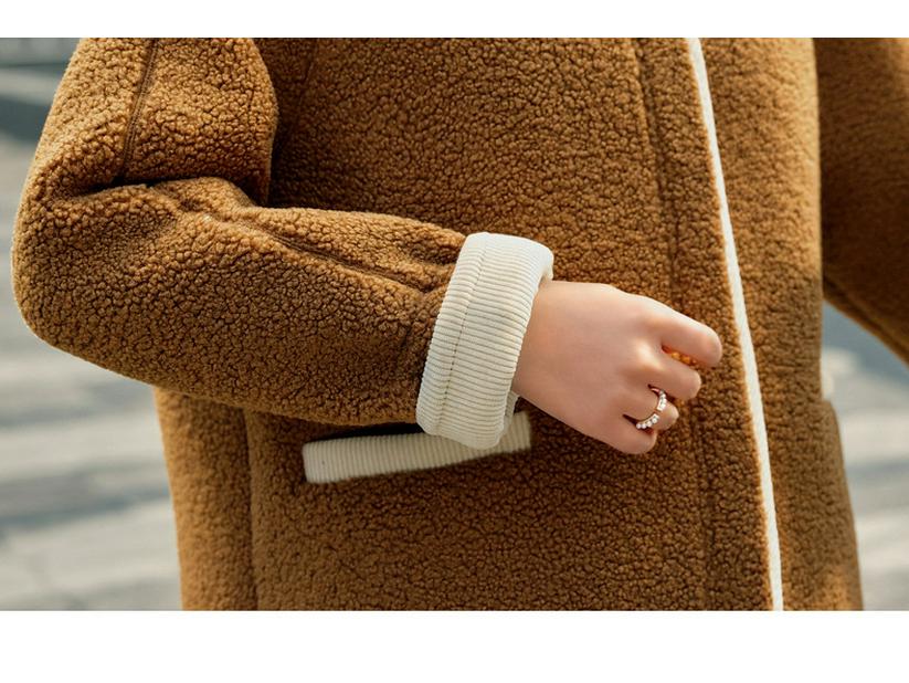 2025 New Cozy Lambswool Coat for Middle-aged & Senior Women - Thickened Velvet Winter Top