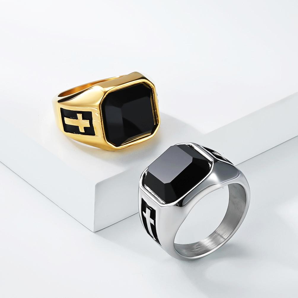 Vintage Street Style Black Onyx Cross Ring for Men, Unique High-end Accessory