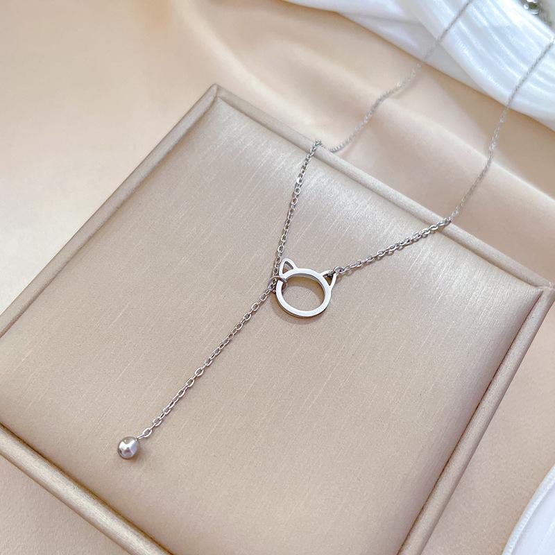 Titanium Steel Cat Tassel Minimalist Wind Stove Real Gold Necklace Female Collarbone Chain Accessories