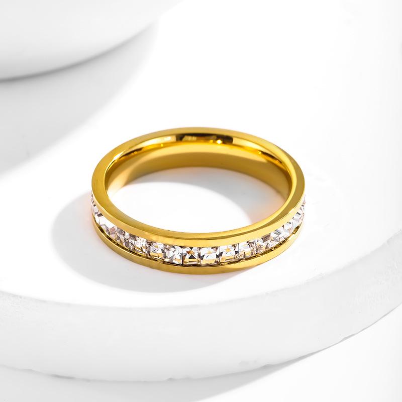 Full Circle Diamond Ring: Korean-Style, Gold-Plated Titanium Steel, Fashionable & Personalized Index Finger Jewelry