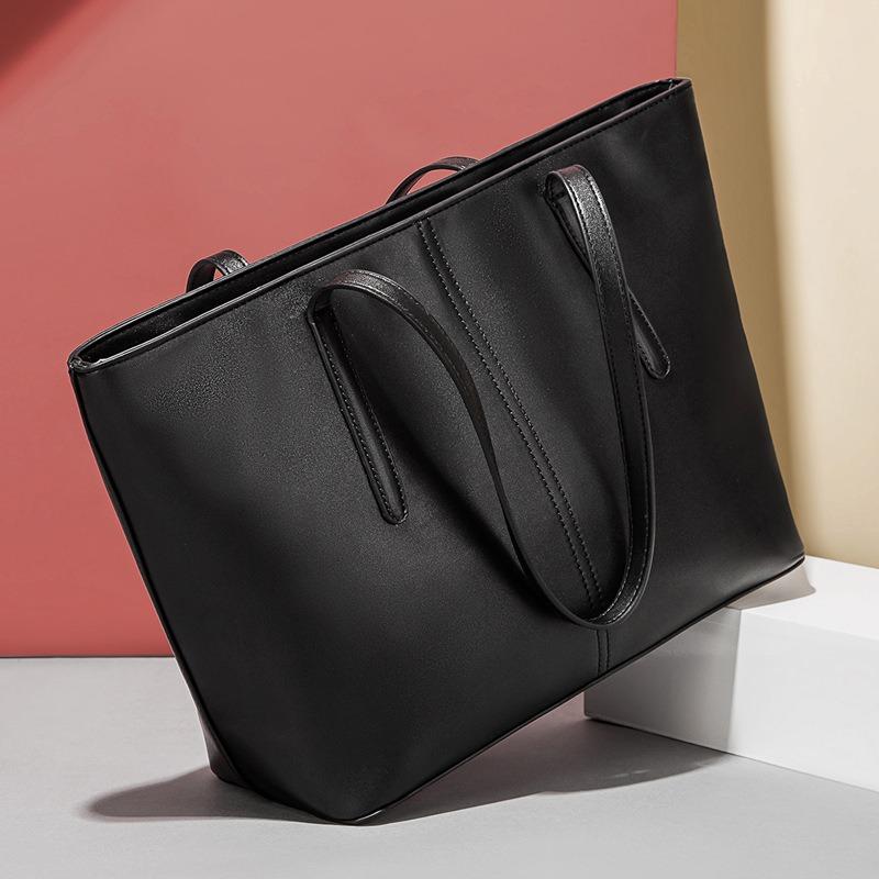 Large-capacity casual women's handbag, new soft leather textured tote bag, high-end retro shoulder bag.