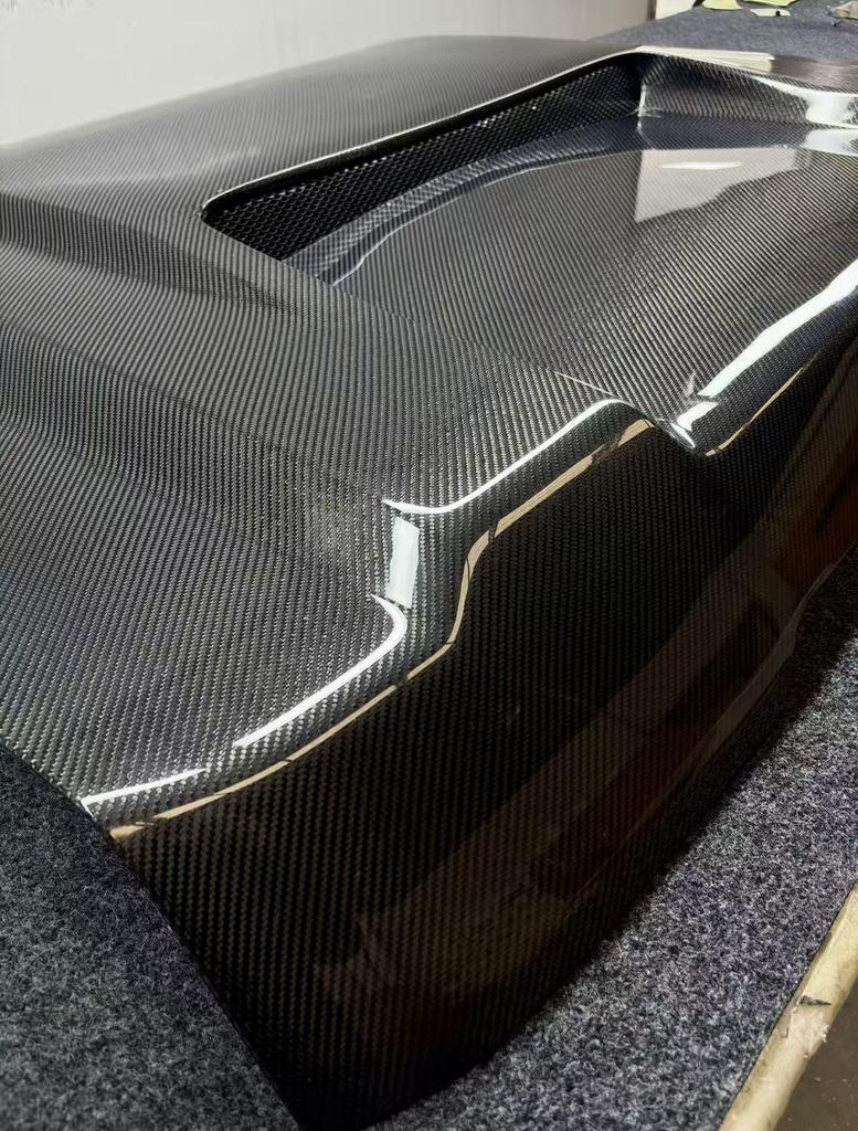 Carbon Fiber Hood Mod for Toyota LC71/76/78, Bright Finish, Double-Sided Installation