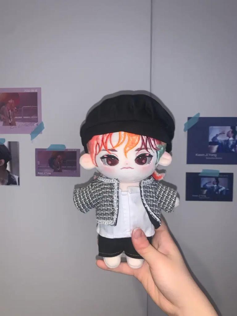 G-DRAGON Jidi Doll Rainbow Joe 20cm Doll Used
