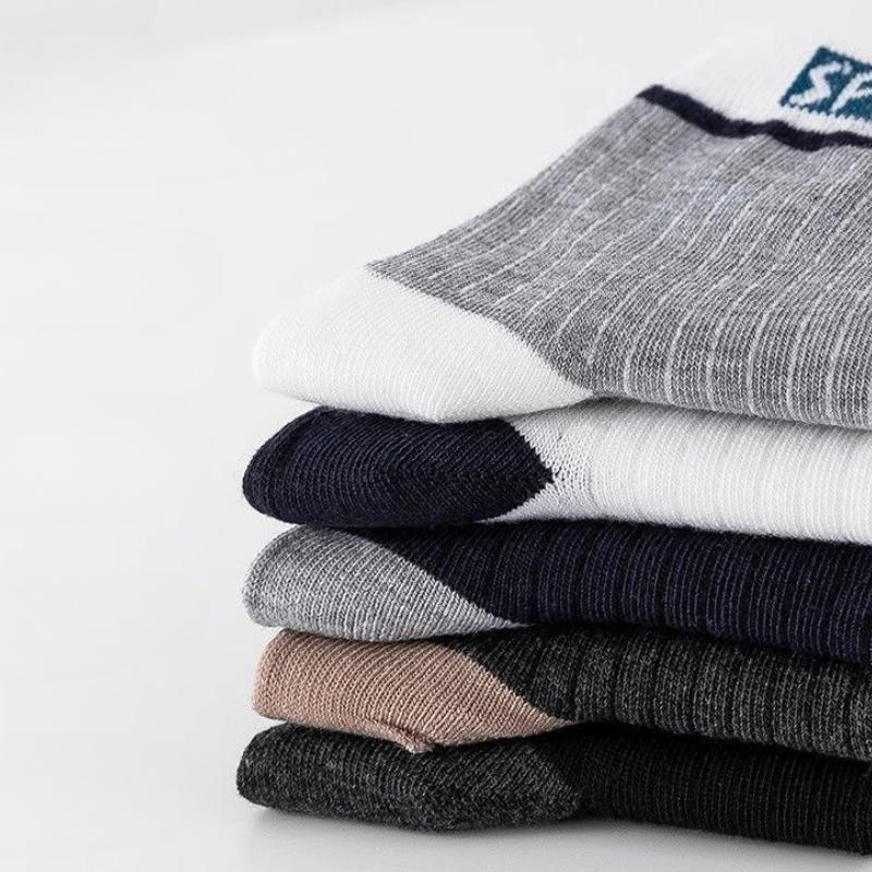 Șosete pentru bărbați cu tub mijlociu Șosete din bumbac de toamnă și iarnă pentru bărbați, absorbanți și dezodorizanți de transpirație, cu scrisoare Șosete sport cu tub înalt