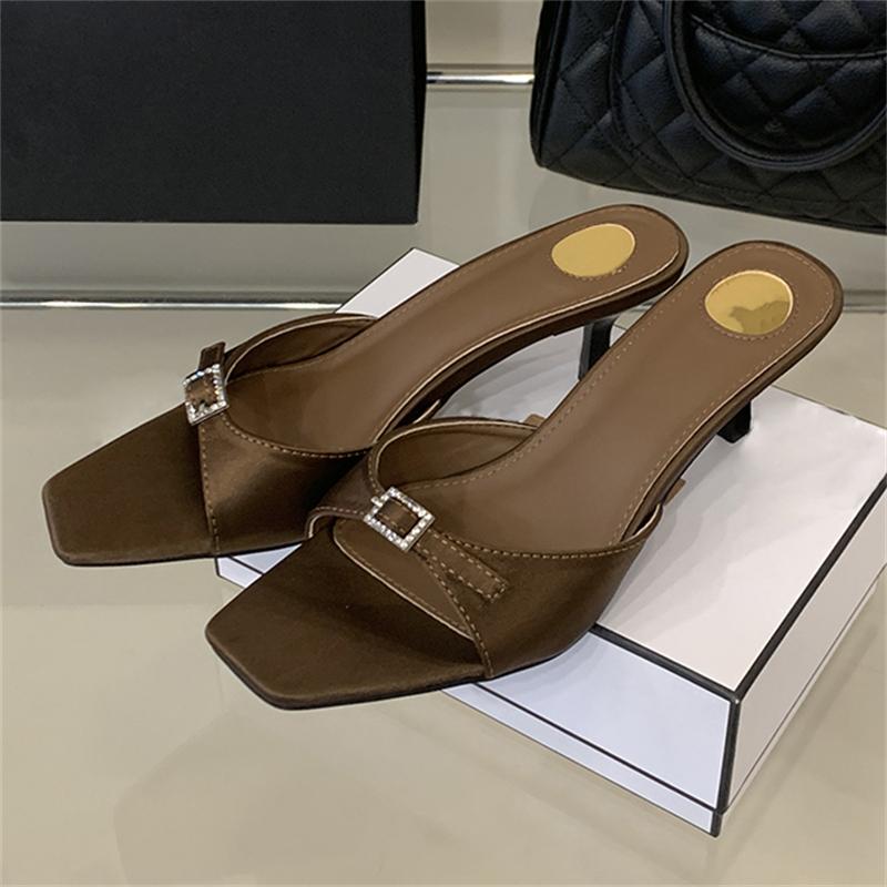 

Pesstwei Summer Fashion Thin Low Heels Women Slipper Square Toe Rhinestone Buckle Decorative Ladies Sandals Party Dress Shoes 35 кофейный