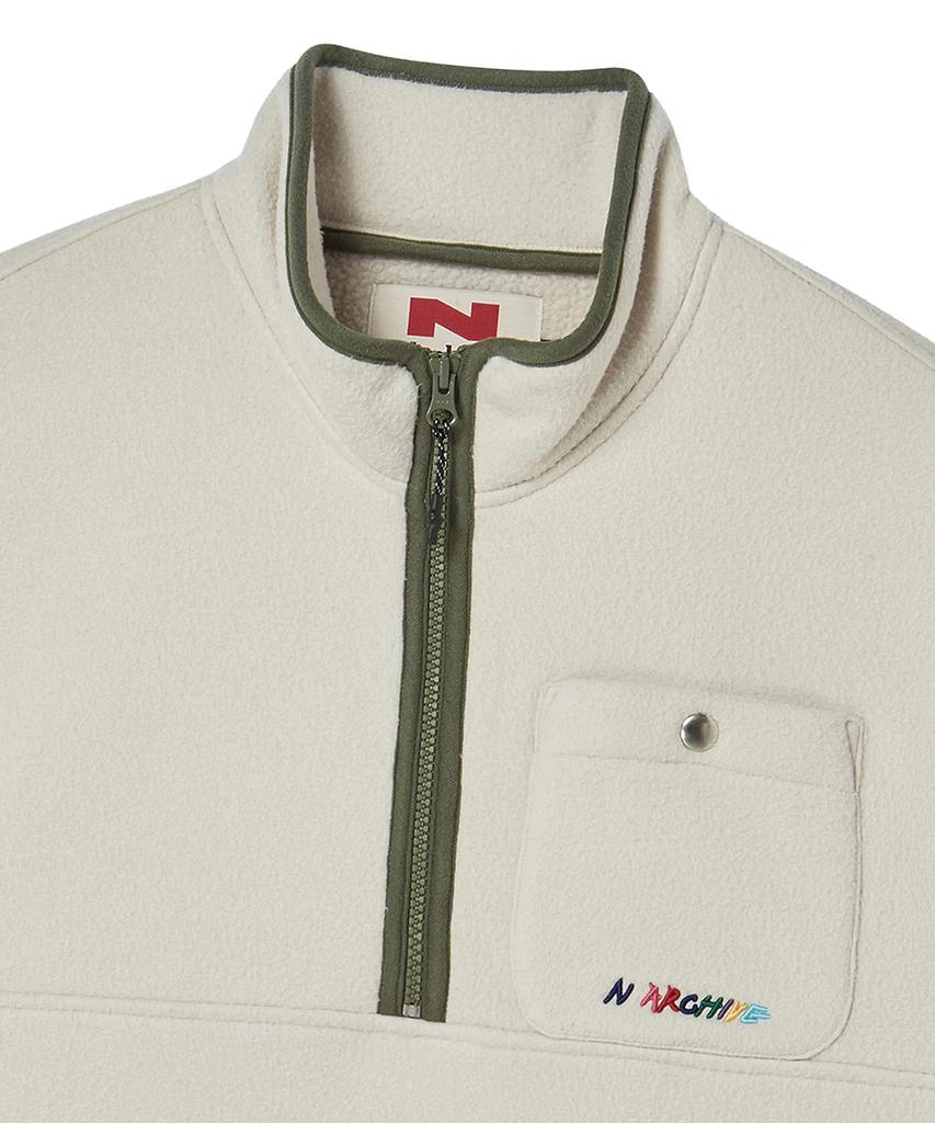Beyond Closet [Collection Line] Retro Pop Detail Half Zip-Up Vest Ivory