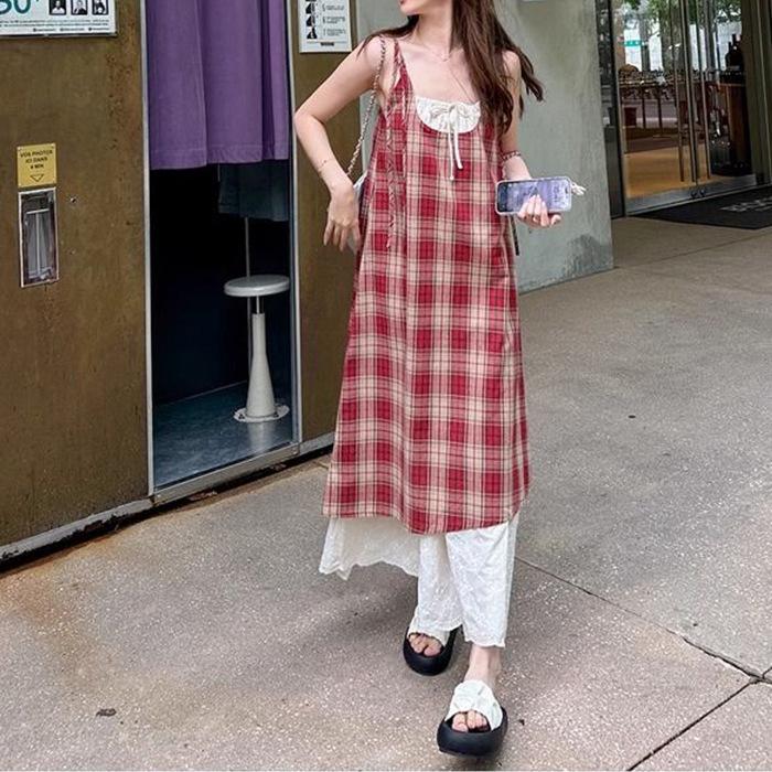 

Весеннее женское миди-платье-камисоль в клетку на шнуровке с двухслойным эффектом и цветной блочной строчкой S