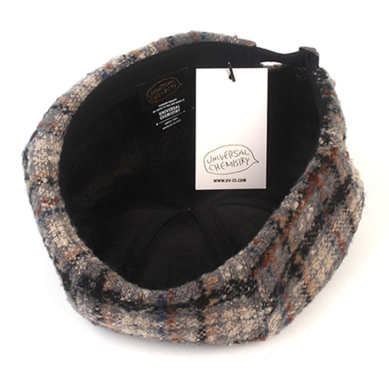 Universal chemistry Brit Check Gray Beret Beret