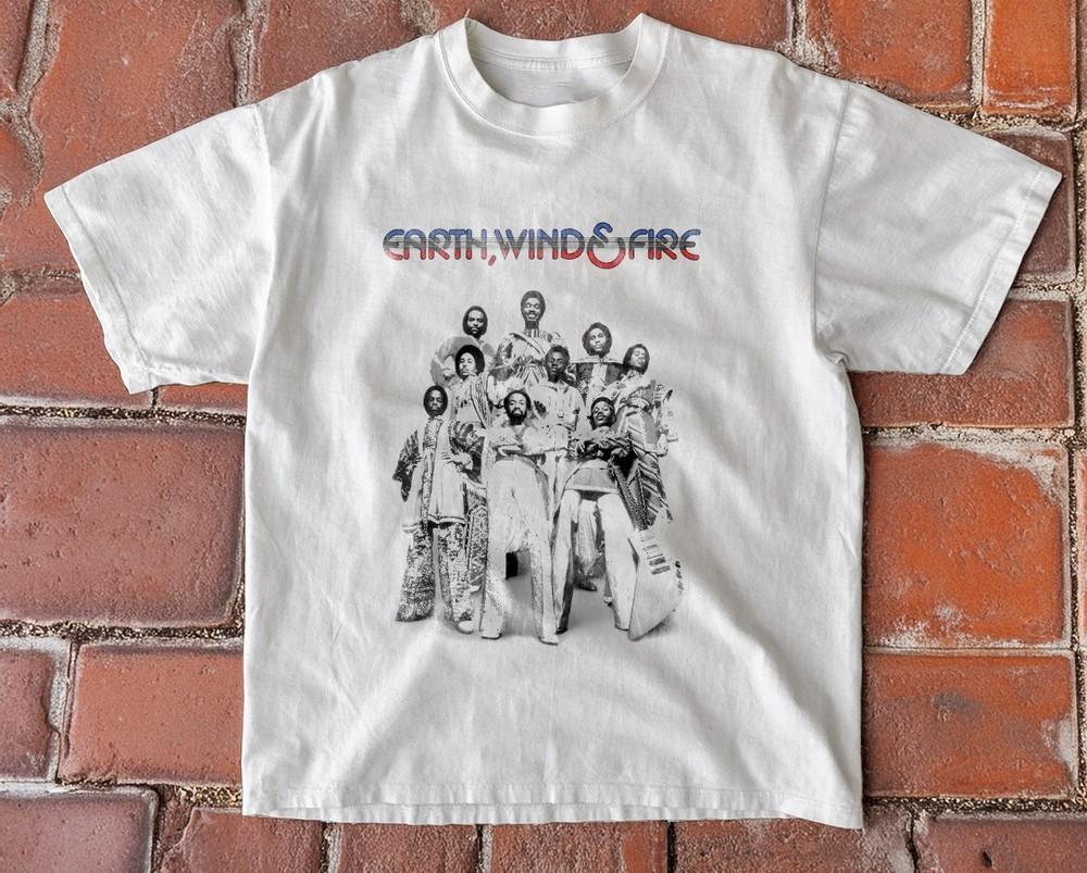 Earth Wind And Fire Classic Unisex TShirt Size S5XL Unisex T-Shirt XL