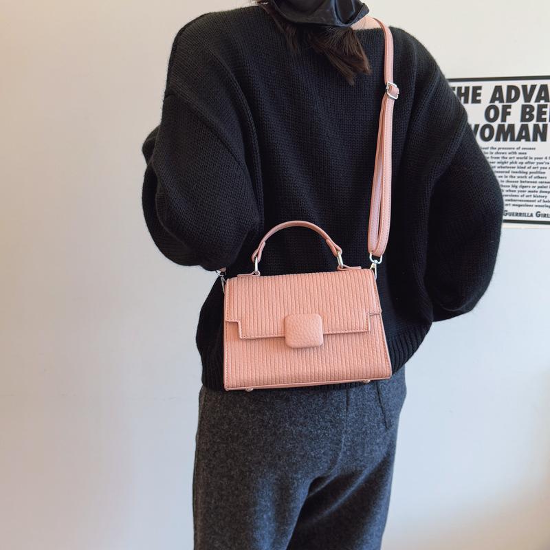 Premium small bag 2025 new women's bag winter popular messenger bag fashion portable small square bag