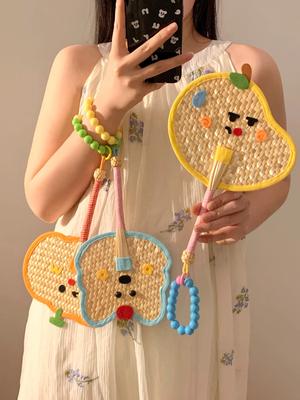 Cute Handmade Woven Small Palm Leaf Fan for Women, Summer 2026 New Portable Hand-Held Fan, Photo Prop Fan