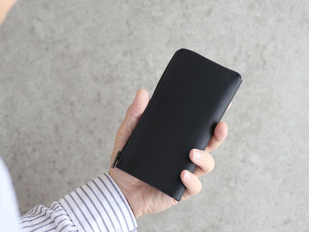 il modo ZIP zipper genuine leather small long wallet for men and women [STATUSY] Japanese-made L-shaped (Navy, right-handed)