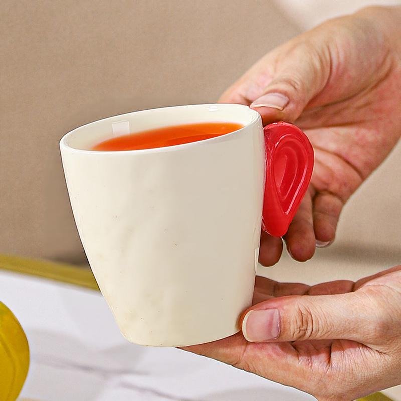 European Ceramic Coffee Mug Heart-shaped Breakfast Milk Mug Delicate Afternoon Tea Floral Cup Heart-shaped Ceramic Water Cup New