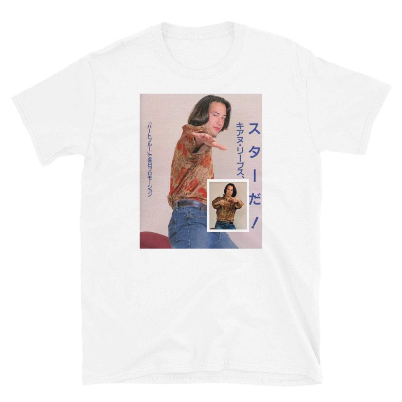 keanu reeves flashing the peace sign japanese T-Shirt S