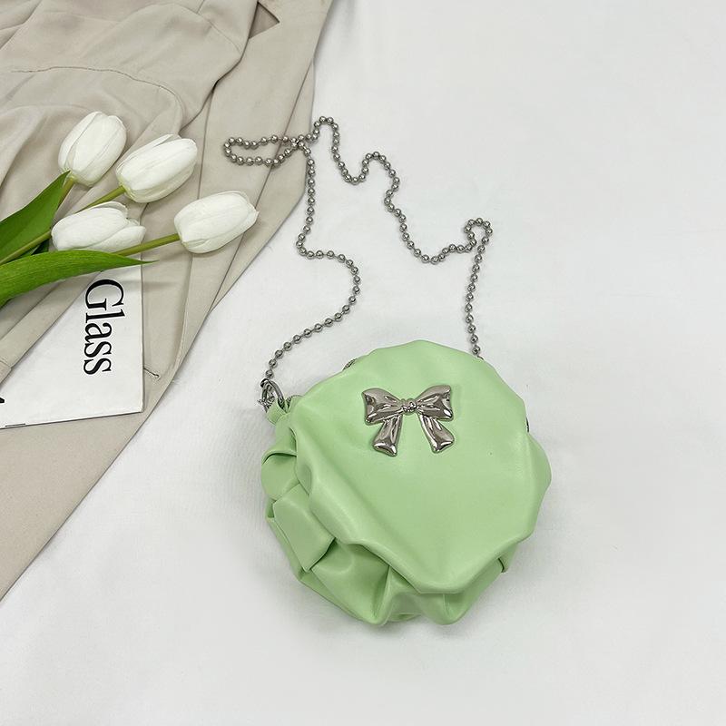 

Fashion bow pleated cloud shape women s messenger bag summer new solid color foreign style chain bag зелёный